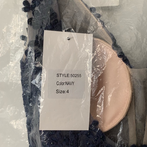 NWT Gorgeous V-Neck Embroidered Bodice Chiffon Prom Dress Long Gown Navy Sz 2 - Picture 8 of 14